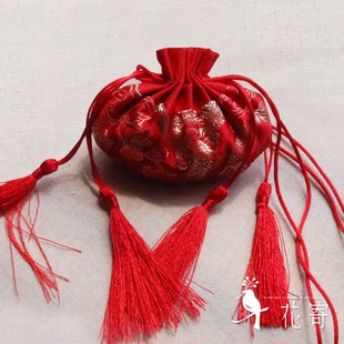 【花寄】古典贡缎刺绣 吉祥红 两边流苏香囊 车挂香袋（空袋子）